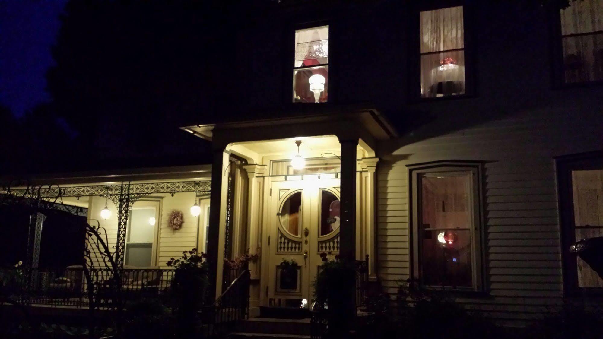 Bellinger Rose Bed & Breakfast Herkimer Exterior photo